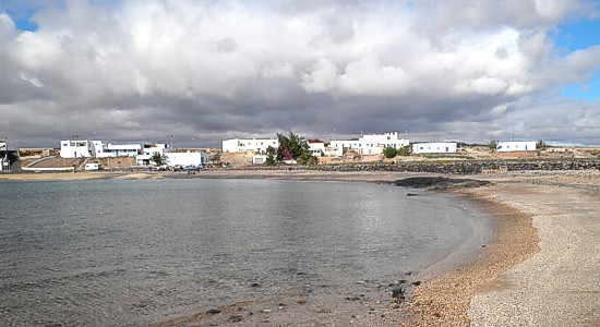 cosa A bordo Beber agua Playa de Salinas del Carmen, Fuerteventura. Guia de Playas de Fuerteventura.